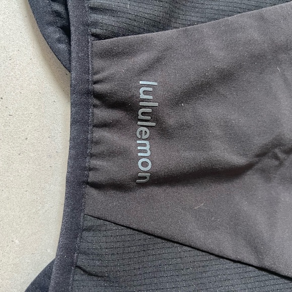 Lululemon Athletica black running Vest - Picture 6 of 7